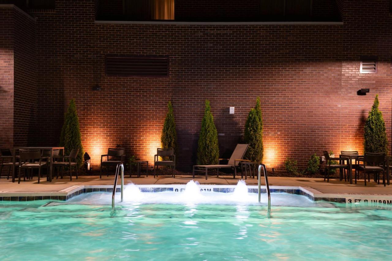 Residence Inn By Marriott Charlotte Northlake Экстерьер фото