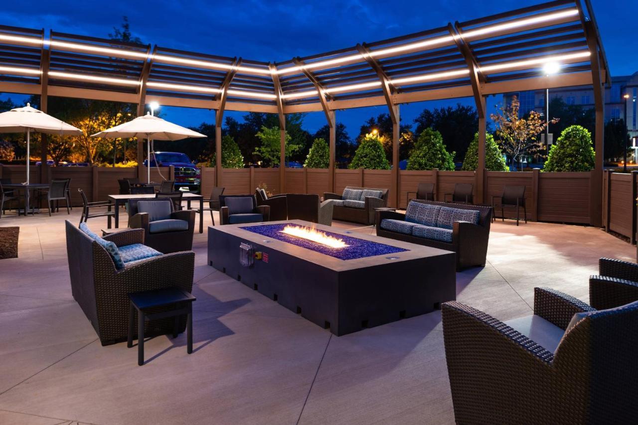 Residence Inn By Marriott Charlotte Northlake Экстерьер фото